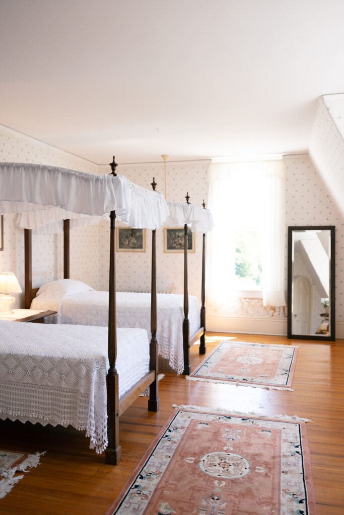 A Summer Wedding at The Fells Estate in Newbury, NH